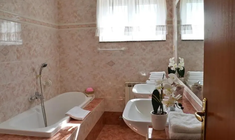 Apartment Apartmani Karin Banjole