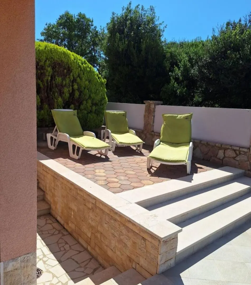 Apartmani Karin Banjole
