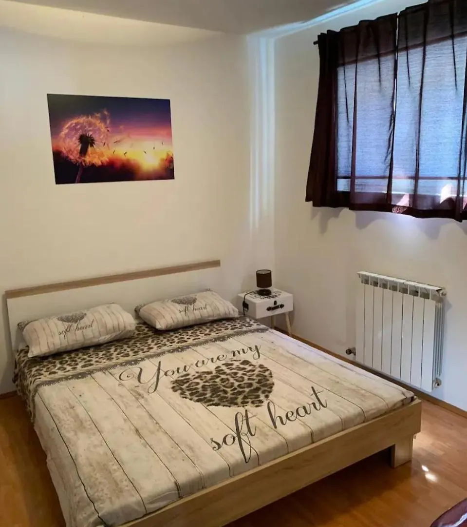 Apartment Apartmani Karin Banjole